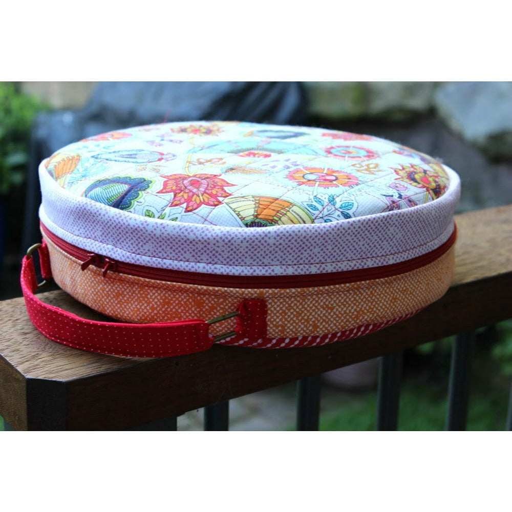 The Essential Round Bag Pattern by Little Red Jug